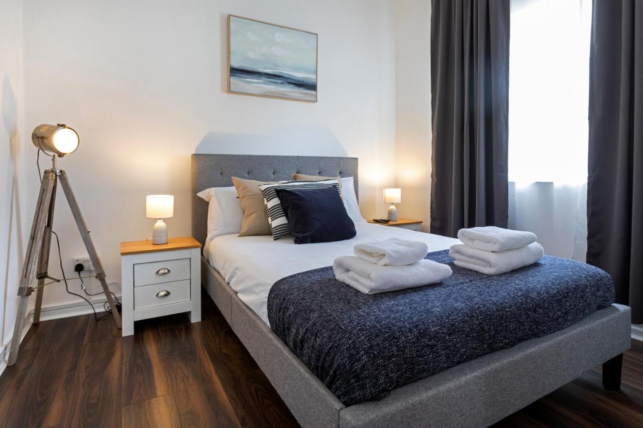 Modern 1-Bedroom Apartment, Beach 5-Min Walk, Free Parking เวย์มัธ ภายนอก รูปภาพ